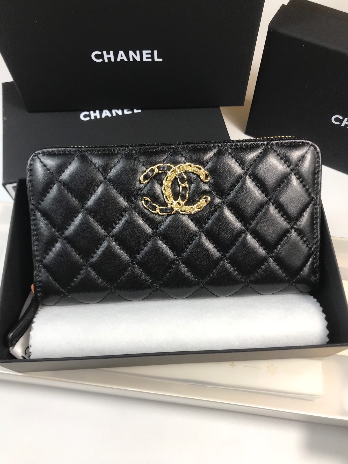 芸能人愛用Chanel シャネル 実物の写真 N品スーパーコピー財布代引き対応国内発送後払い安全必ず届く優良サイト